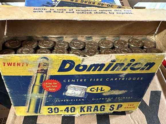 Old Vintage 20rd Box of Dominion 30-40 Krag 180gr SP Ammo. Collector Item. Ammo is very old, no guarantee